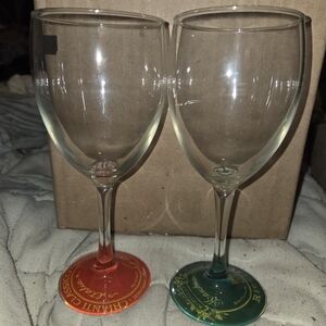 Elegant Wine Glass Set with Colorful Bases